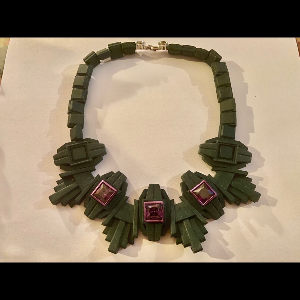 EK Thongprasert  necklace Runway quality piece